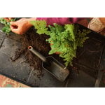 Fiskars Soil scoop for potting and planting, black - orange, decoration image