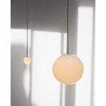 Michael Anastassiades Brass Architectural Collection riippuvalaisin 80, kiillotettu messinki, sisustuskuva