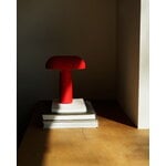 Normann Copenhagen Lampe de table portable Porta, rouge