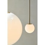 Michael Anastassiades Brass Architectural Collection riippuvalaisin 80, kiillotettu messinki, sisustuskuva