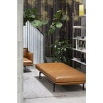 Muuto Outline daybed, cognac leather - black, decoration image