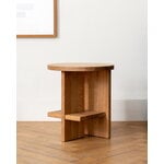 Nine Tee side table, rectangular, matt lacquered oak, decoration image