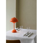 &Tradition Flowerpot VP9 portable table lamp, zesty orange, decoration image