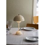 &Tradition Flowerpot VP9 portable table lamp, ivory, decoration image