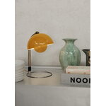 &Tradition Flowerpot VP4 table lamp, mustard, view 2