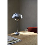 &Tradition Flowerpot VP3 table lamp, polished stainless steel
