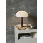 &Tradition Herman SHY3 bordslampa, opalglas - valnöt - marmor