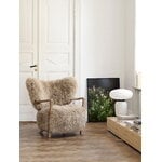 &Tradition Wulff ATD2 lounge chair and ATD3 pouf, Honey sheepskin 50 mm - oak