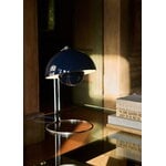 &Tradition Flowerpot VP4 table lamp, steel blue, decoration image