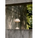&Tradition Flowerpot VP9 portable table lamp, ivory, decoration image
