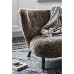 &Tradition Little Petra VB2 sofa, Sahara Curly sheepskin - oiled walnut