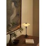 Louis Poulsen PH 2/1 table lamp, Limited edition, dusty terracotta, decoration image