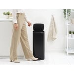 Brabantia Bo Pedal Bin 30 L, negro mate, imagen de decoración