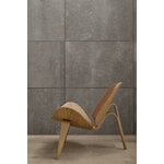 Carl Hansen & Søn CH07 Shell lounge chair, oiled oak - black leather Thor 301