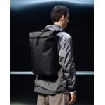 Db Journey Essential reppu, 24 L, black out, sisustuskuva