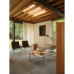 Fritz Hansen Solae portable lamp, white, decoration image