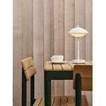Fritz Hansen Lampada da tavolo portatile Clam, bianco, immagine decorativa