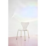 Fritz Hansen Series 7 3107 tuoli, 7:14 AM Colour Edition, beige - rainbow, sisustuskuva