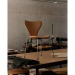 Fritz Hansen Series 7 3107 chair, Edge sewn, chrome - cuir écru chaud, image décorative