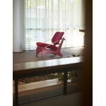 Fasetti Jumbo lounge chair, salmon red - Hallingdal red, decoration image