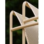 Ferm Living Dapple nojatuoli käsinojilla, cashmere, sisustuskuva