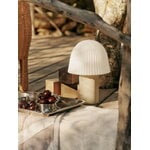 Ferm Living Frill ladattava pöytävalaisin, cashmere - valkoinen, sisustuskuva