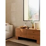 Ferm Living Kuben lipasto 2x2, lakattu luonnonvärinen tammiviilu, sisustuskuva