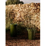 Ferm Living Rollo kukkaruukku, pieni, kork. 36 cm, sammaleenvihreä, sisustuskuva