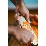 Fiskars Functional Form coarse grater, decoration image