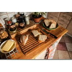 Fiskars Functional Form bread cutting board, bamboo
