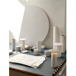 Fritz Hansen Solae portable lamp, white, decoration image