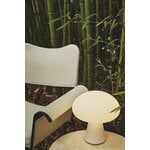 GUBI TS Outdoor sivupöytä, 40 cm, musta - valkoinen travertiini