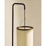 GUBI Silk Lantern lattiavalaisin, luonnonvalkoinen silkki - mattamusta, näkymä 6