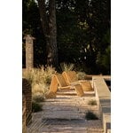 GUBI P3 Outdoor lounge chair, natural, decoration image