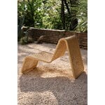 GUBI P3 Outdoor lounge chair, natural, decoration image