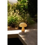 GUBI Obello lámpara de mesa portátil, amarillo suave, imagen de decoración