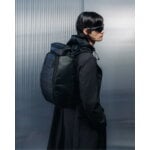 Db Journey Hugger reppu, 25 L, black out, sisustuskuva