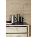 Stelton EM77 Isolierkanne, 1,0 l, dunkles Forstgrün, dekorationsbild