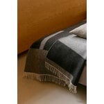 Lapuan Kankurit Suunta blanket, 130 x 180 cm, grey - white - black, decoration image