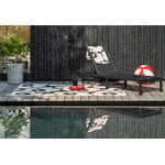 Marimekko Unikko Outdoor matto, charcoal-white, sisustuskuva