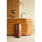 Brabantia newIcon poljinroska-astia, 30 L, warm bronze, sisustuskuva