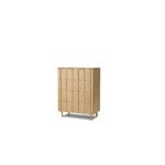 Normann Copenhagen Rib lipasto 4 vetolaatikolla, tammi, sisustuskuva