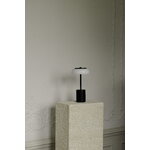 Nuura Lampada da tavolo portatile Blossi Mini, nero - opale, immagine decorativa