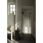 Nuura Lampada da tavolo portatile Blossi Mini, nero - opale, immagine decorativa