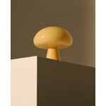 GUBI Obello lámpara de mesa portátil, amarillo suave, imagen de decoración