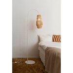 Pilke Lights Pilke Signature 20/42 floor lamp, white - birch, decoration image