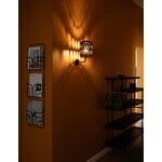Pilke Lights Pilke Signature 18 varrellinen seinävalaisin, ruskea, sisustuskuva