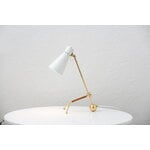 Innolux Tapio table lamp, white - brass, decoration image