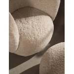 Ferm Living Rico nojatuoli, Sheepskin Moonlight, sisustuskuva