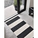 Pappelina Bob rug, 70 x 225 cm, black - vanilla, decoration image